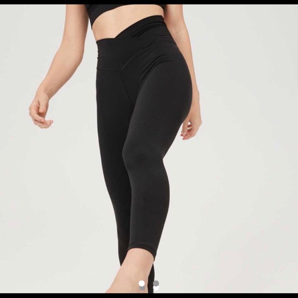 Aerie American Eagle Crossover Leggings